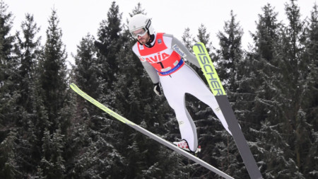 Владимир Зографски преодоля квалификацията на световното първенство по ски полети