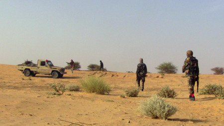 Бойци от сепаратистка групировка на туарегите. 