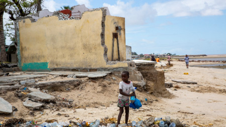 Мозамбик след циклона Идаи, който удари страната миналата година.