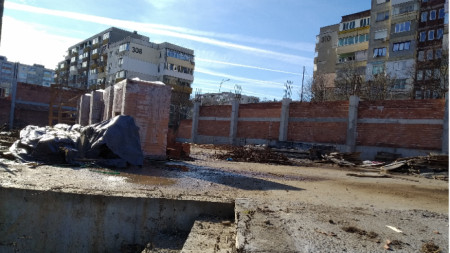 Строителни дейности в основно училище „Проф. Димитър Димов“ в Ловеч