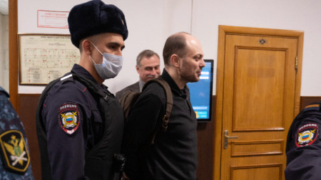 Владимир Кара-Мурза в съд в Москва, 8 февруари 2023 г.