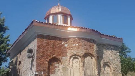 Храмът „Св. Архангел Михаил” в град Рила