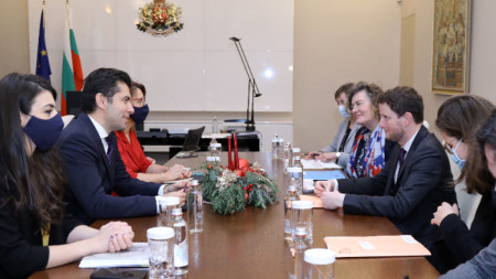 Среща на премиера Кирил Петков с държавния секретар по европейските въпроси на Франция Клеман Бон