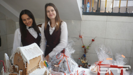 Благотворителен базар в Хасково в подкрепа на 5-годишния Дани 