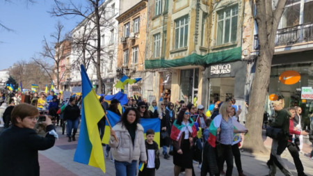 Мирно шествие и бдение с молитва за солидарност с Украйна