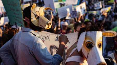 Природозащитници на протест срещу закона в Истанбул, 27 юли 2024 г.