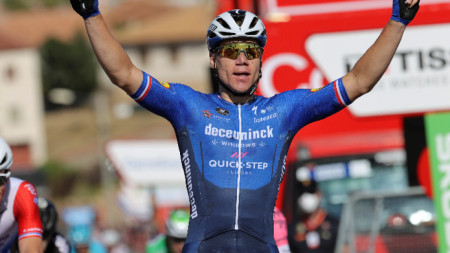 Фабио Якобсен Нидерландия спечели четвъртия етап от колоездачната Обиколката на