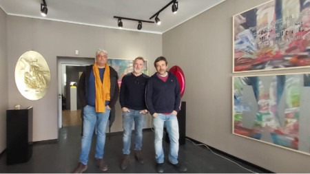 Галерия Пролет в Бургас представя един интересен проект по идея