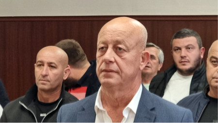 Мюмюн Искендер