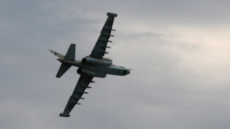 Су-25 от щурмовата авиация по време на ученията с бойни стрелби на полигона „Шабла“.