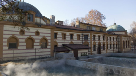 Чифте баня в центъра на Кюстендил е паметник на културата с местно значение, държавна собственост 