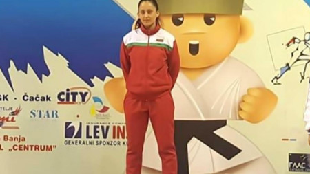 Александра Стублева спечели сребърен медал в категория над 68 кг