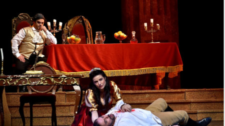 Една от най популярните опери на Джакомо Пучини –  Тоска  ще изпълни сцената