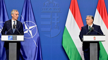 Генералният секретар на НАТО Йенс Столтенберг и унгарският премиер Виктор Орбан в Будапеща, 12 юни 2024 г.