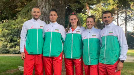 Отборът на България (отляво-надясно): Атанасов, Цонева, Глушкова, Великова, Илиев.