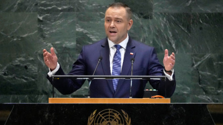 Полският президент Карол Навроцки произнася речта си по време на общополитическите дебати в рамките на 80-ата годишна сесия на Общото събрание на ООН в Ню Йорк, 23 септември 2025 г.