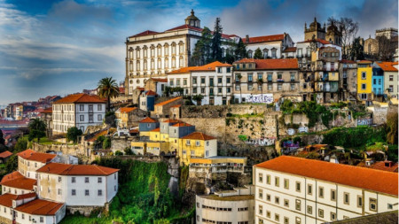 Изглед от град Порто, Северозападна Португалия
