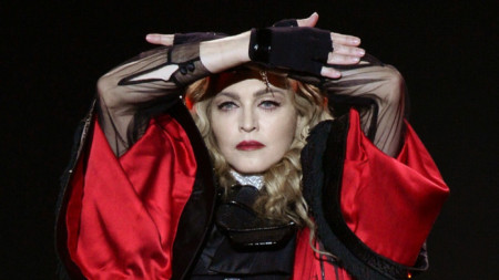 Световноизвестната поп звезда Мадона отпразнува своя 63 ти рожден ден в