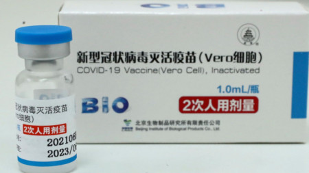 Китайските здравни регулатори одобриха в сряда ваксината срещу Covid 19 разработена