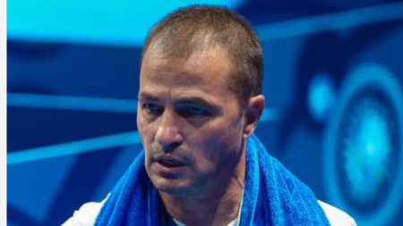 Стефан Николов