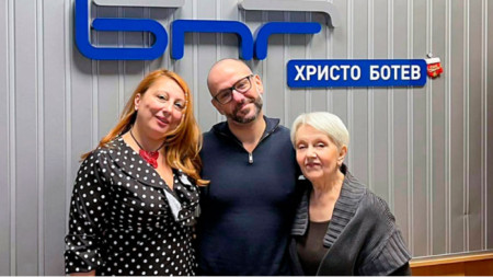 Мария Мира Христова, Димитър Ганев и Лидия Михова (от ляво надясно)