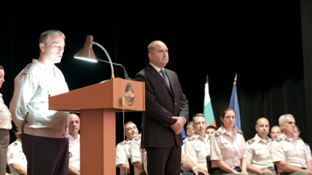 Румен Радев присъства на тържествена церемония във Военната академия „Г. С. Раковски“ където се състои връчване на дипломите на слушателите-випускници от Випуск „Васил Левски“ - 2023.