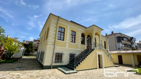 Етнографската експозиция на Регионалния исторически музей (РИМ) в Бургас на ул. ул. „Славянска“ 69