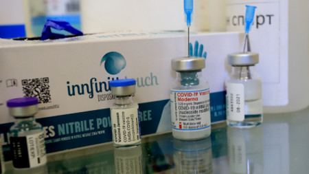 Кампанията за ваксиниране срещу коронавируса продължава Според последните данни от