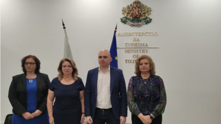Илин Димитров представи своя екип в Министерството на туризма