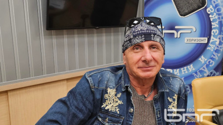 Виолин Неделчев