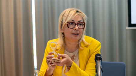 Адв. Свилена Димитрова