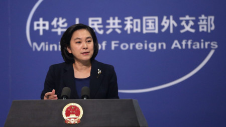 Хуа Чунин - говорителка на министерството на външните работи на Китай.