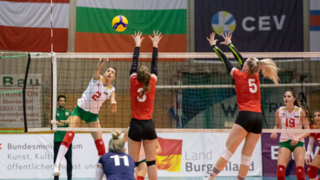 Националният отбор на България за жени до 21 години записа