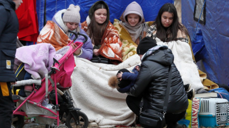Над 400 хиляди са бежанците от Украйна които търсят спасение