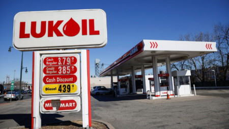 Бензиностанция на 