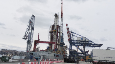 Сондажният кораб, който ще прави проучвания за нефт и газ в блок „Хан Кубрат