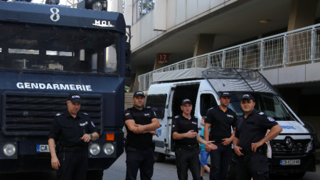 Полицията в София предприема мерки за сигурност заради футболната среща