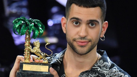 Победителят на „Санремо“ Махмуд (26 г.) е роден в Милано, баща му е египтянин, а майка му е от Сардиния.