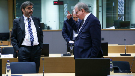 Ларс Даниелсон, посланик на Швеция в ЕС (вдясно).