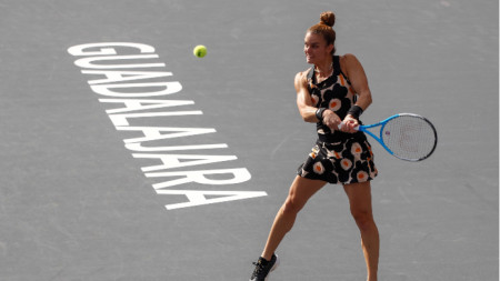 Гръцката тенисистка Мария Сакари попълни полуфиналното каре на заключителния турнир
