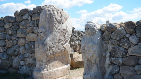 Сфинксове на една от портите в Хатуша, столицата на древната Хетска империя