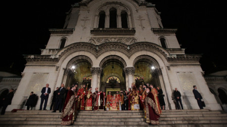Негово Светейшество българският патриарх и Софийски митрополит Неофит води празничното Пасхално богослужение за Възкресение Христово в патриаршеската катедрала 