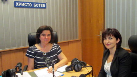 Моника Моралийска и Нина Цанева в студиото на програма „Христо Ботев“