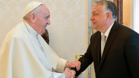 Папа Франциск на среща с унгарския премиер Виктор Орбан във Ватикана, 21 април 2022 г.