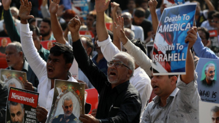 Протести в Иран след убийството на генерал Касем Солеймани