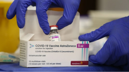 4 800 дози от ваксината срещу COVID 19 на AstraZeneca пристигнаха