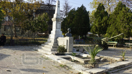 Военният паметник във видинското село Буковец