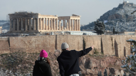 Поглед към Акропола от хълма Филопапу, Атина, 6 февруари 2023 г.