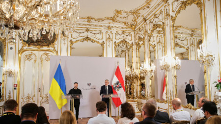 Президентите на Украйна и на Австрия Володимир Зеленски и Александър ван дер Белен - Виена, 16 юни 2025