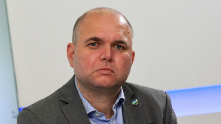 Цената на Демократична България са истинските реформи в редица области